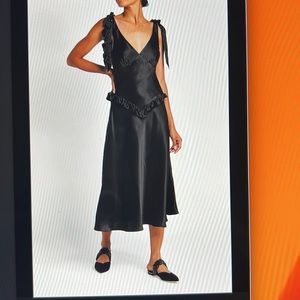 MAGGIE MARILYN You’re the one black silk dress